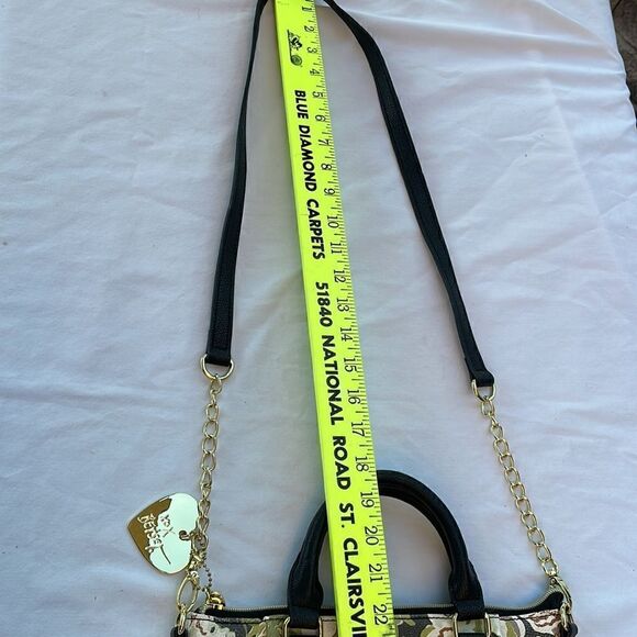 Betsey Johnson Gold Chain Strap Shoulder Bag Purse Crossbody - Picture 9 of 13